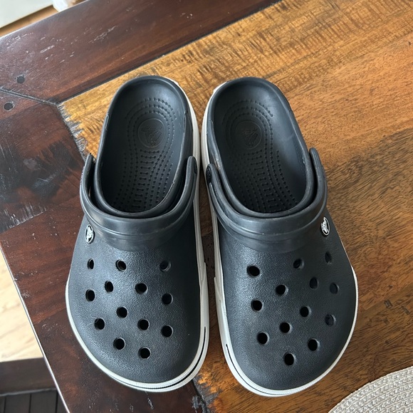 Crocs - Picture 4 of 5